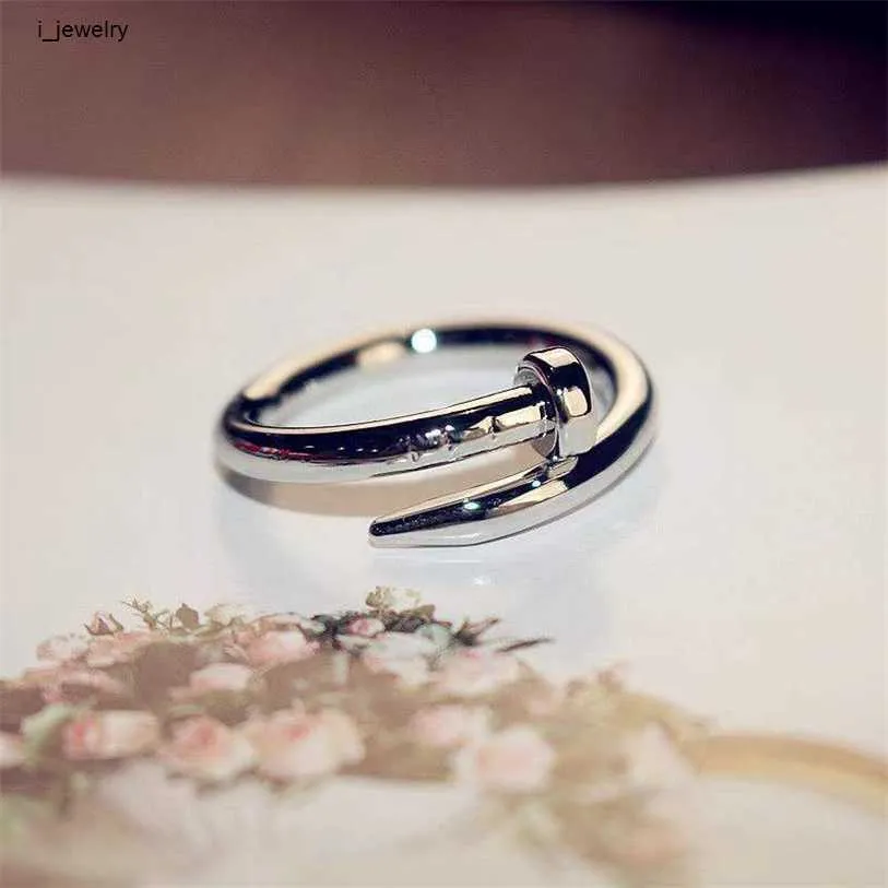 Anello di design Gioielli di lusso da donna Matrimonio maschile e femminile Anelli per unghie Regalo per coppie Scatola inclusa