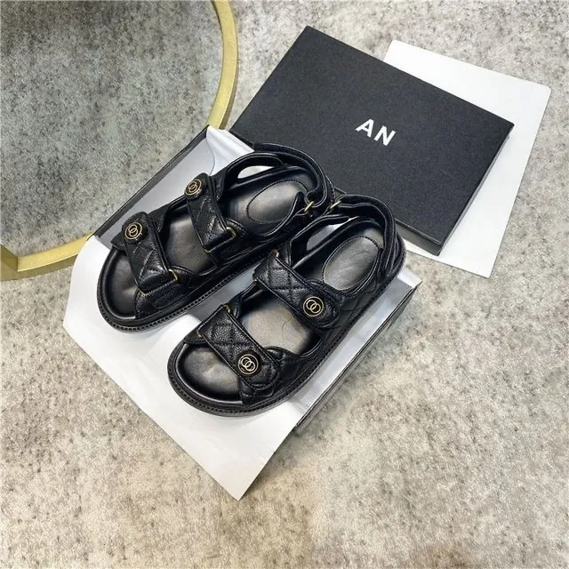 Dhgate designer shop sandals