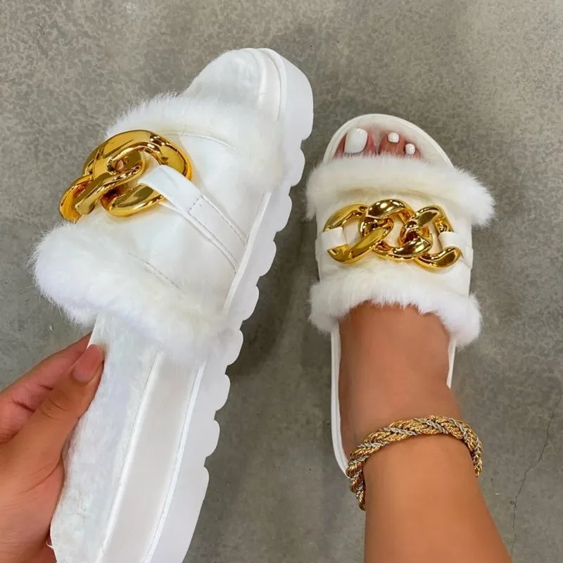 Slippare Winter Plush Slippers Fashion Open Toe Solid Women's Sandals Female Metal Chain Outdoor Ladies Casual inomhus Varma fluffiga skor 230908