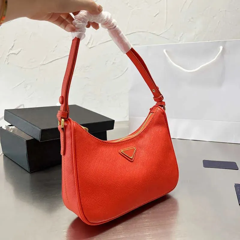 Luxury Monogrammed Mini Handbags For Women 2022 Designer Messenger Petit  Sac Plat, Music Pack, By The Pool, Shoulder Crossbody From Cosmetics5524,  $62.44 | DHgate.Com