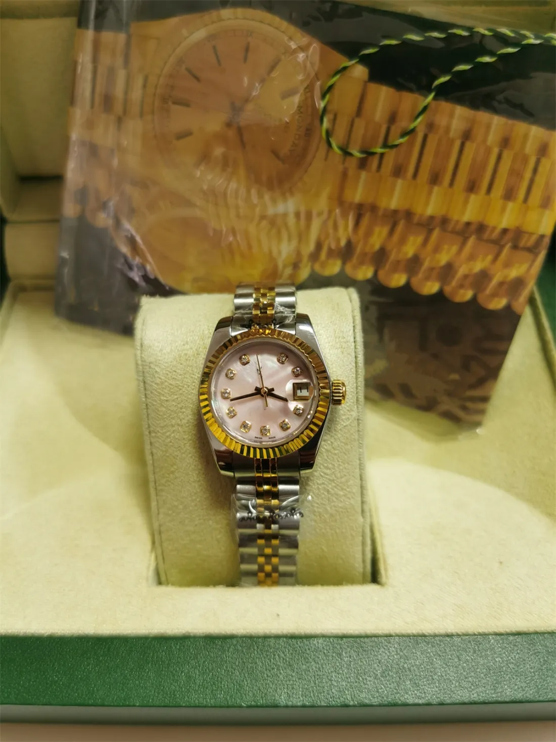 Z pudełkiem Hot Sprzedawcy Watch Lady Size 26 mm Girl Sapphire Glass SZKOŁA WRISTWATCH 2813 Ruch Automatyczny ruch mechaniczny zegarki 2024