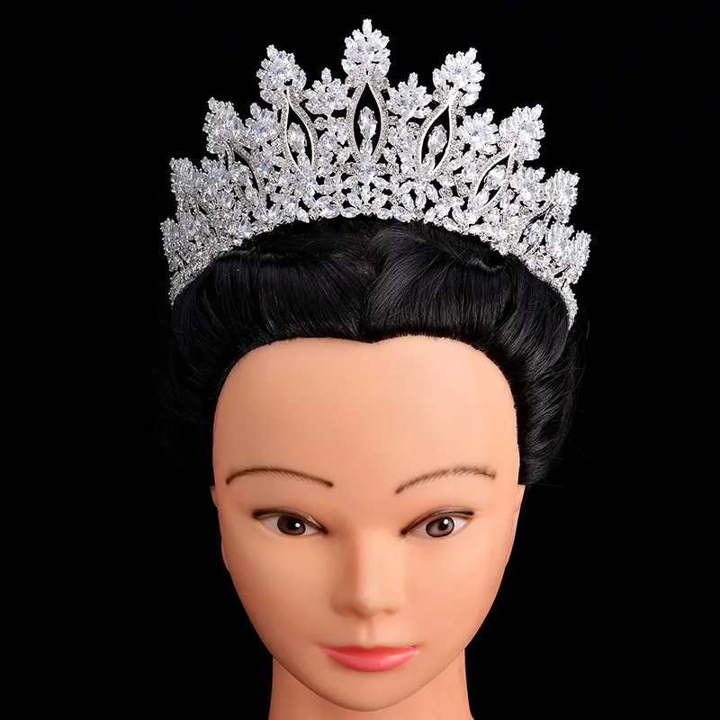 Wedding Hair Jewelry Tiaras and Crowns Hadiyana Classic Mash Design Akcesoria dla nowożeńców Kobiety BC5070 Corona Princesa 230909