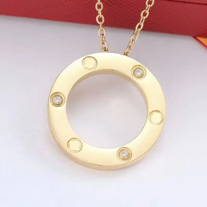 bijoux de conception classique de haute qualité en acier inoxydable non allergique simple pendentif en un cercle bijoux de personnalité avec sac à poussière accessoires élégants