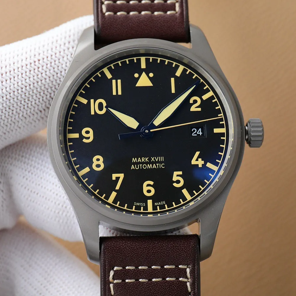 Iw iwc v Pilotfabrik Mark xviii aaaaa en kvalitetsklocka mm mens automatisk mekanisk rörelse med presentförpackning läder band xiii utomatic