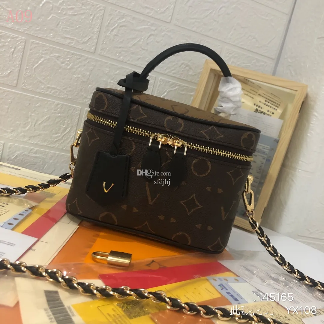 5A Kvalitet Klassisk lyxdesigner Fashion äkta läder axelväska handväskor crossbody väska plånbok handväska väska plånbok kvinnor dragkedja täcker kask messenger väska 0917