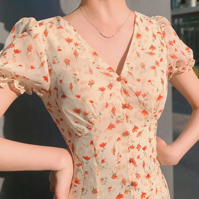 2023 Zomerjurk met bloemen, Franse zachte zoete eerste liefde, chiffon A-lijnjurk met V-hals