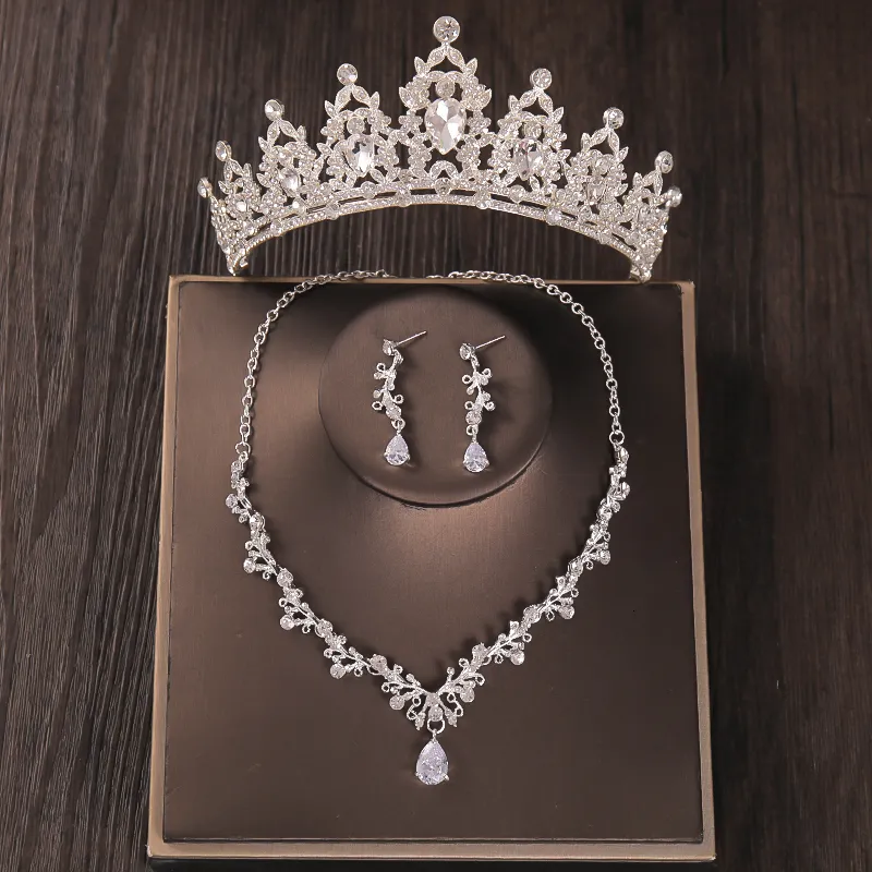 Bruiloft Haarsieraden Barok Kostuum Bruidssets Kristallen Tiara Kroon Oorbellen Ketting Bruid Luxe Set Feestcadeau 230909