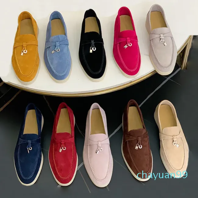 Ontwerpers Geklede schoenen Topkwaliteit Kasjmier Damesloafers Kwastjes Klassieke gesp Ronde tenen Platte hakken Vrije tijdscomfort Vier seizoenen damesloafers Fabrieksschoen