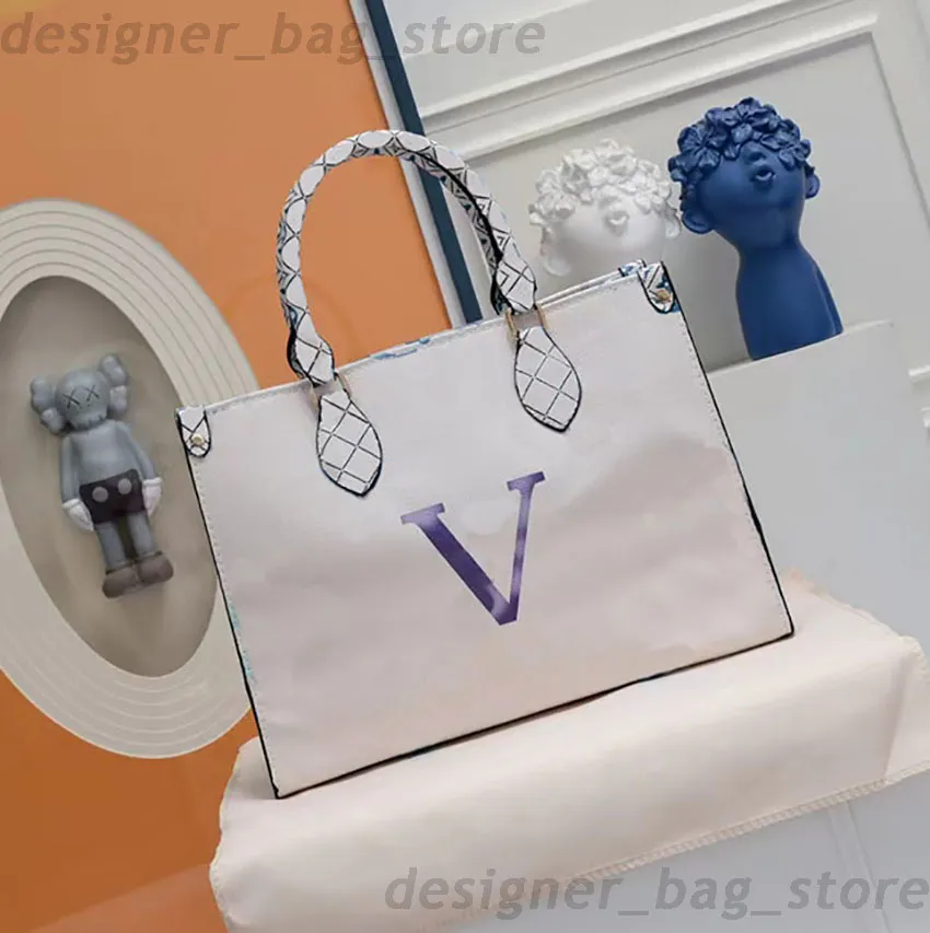 Bolsa De Bolso Carta De Diseno Bolsa De Diseno Bolso De La Impresion De Flores Bolsos De Cuero Con Bolso De Monedas De Monedas De 31 31 DHgate