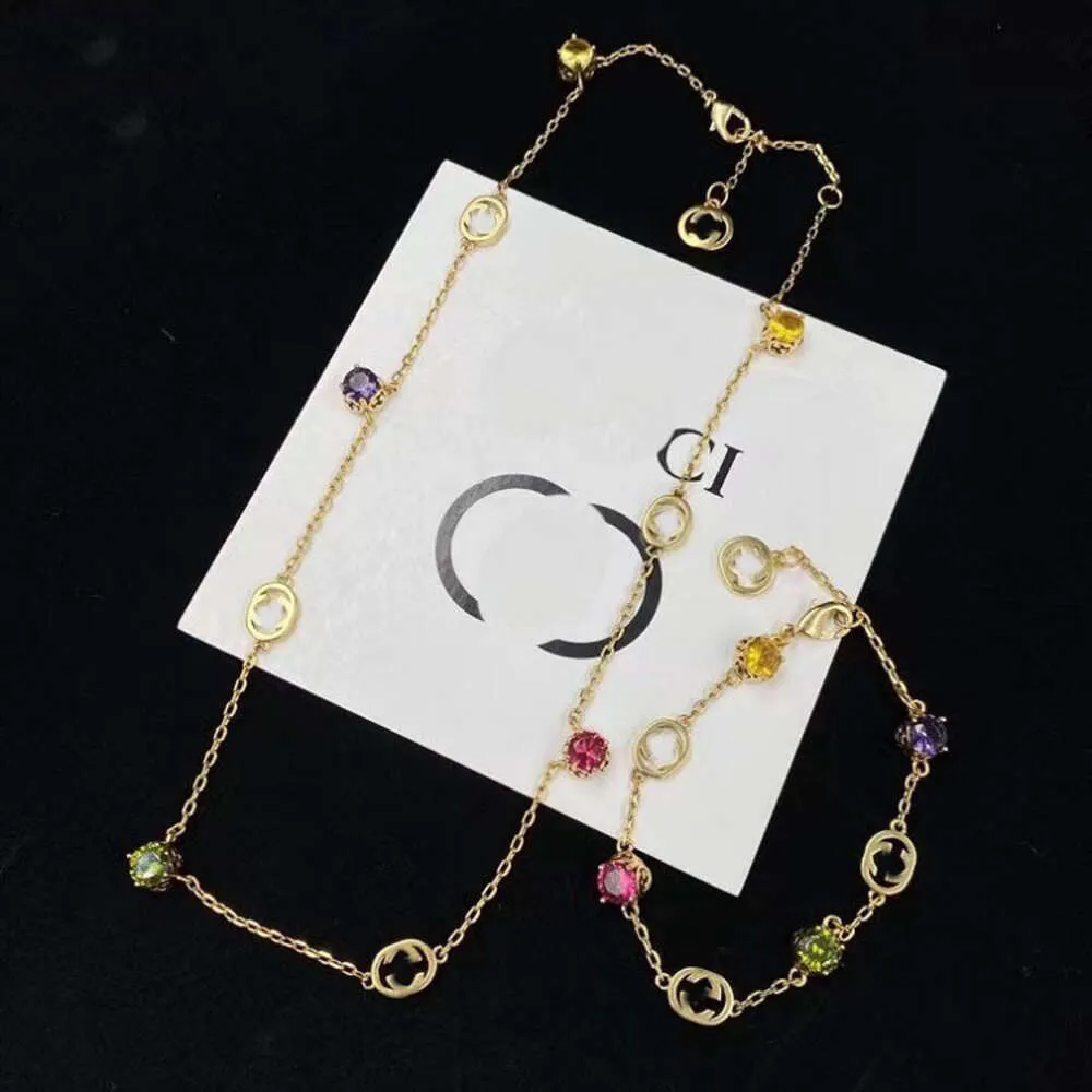 Collana con bracciale pendente in oro Anello con cambiamento graduale Orecchini set gioielli di moda gioielli designer catena d'oro donna uomo coppia bracciali 18K orecchini Festa di nozze