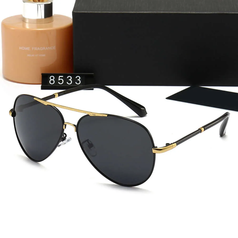 Солнцезащитные очки дизайнер высококачественный оригинальный бренд предметов роскоши Классический новый поляризованный модный тренд отдых для отдыха.