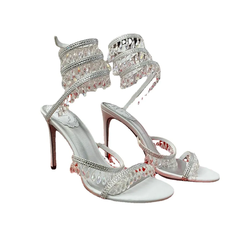 Économisez gros sur les achats en gros de Sandales René Caovilla René  Caovilla Margot Sandales En Daim Embellies Strasse De Serpent Stiletto  Talons