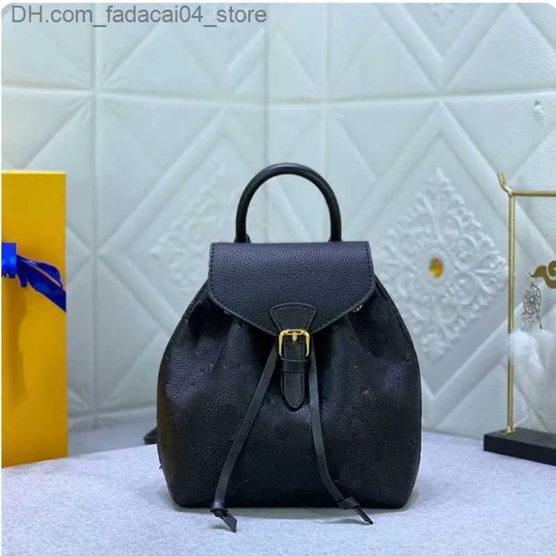 Designer em relevo mochila ao ar livre moda feminina bolsa de luxo mochila clássico mini estudante saco rede vermelho mesmo estilo recomendação q230905