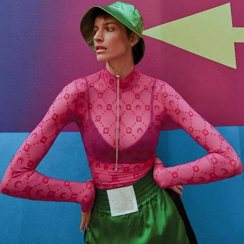 Sıcak Satış Klasikleri Tasarımcı Kadın Gömlek Gezazı Giysileri Seksi Ay Baskı Üst Baskı Stilist Yaz Kadınlar Uzun Kollu Grafik Tee Tunikleri Koszulka