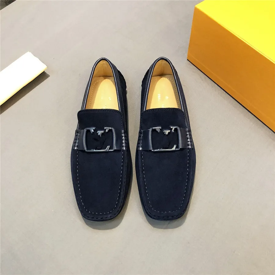 14 Model Casual Men Glossy Shoes Luxury Brand Slip On Formal Loafers Moccasins Designer italiensk svart hane som kör platt andas