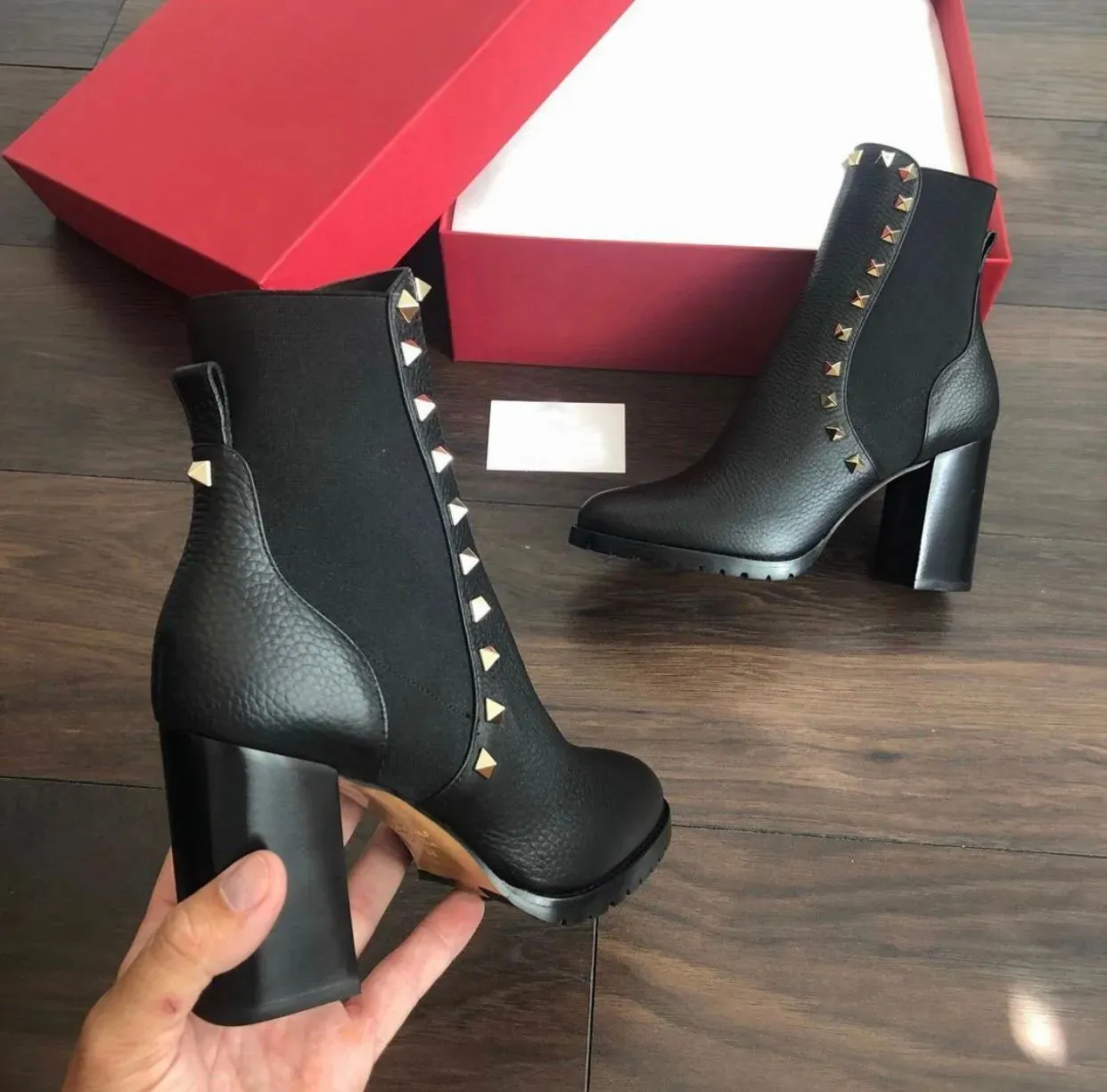 Winter Merken Stud Enkellaarsjes Dames Zwart Korrelig Leer Dikke Zool Martin Booties Dame Hoge Hak Feestjurk Rood Designer Motorlaars EU35-43 Met Doos