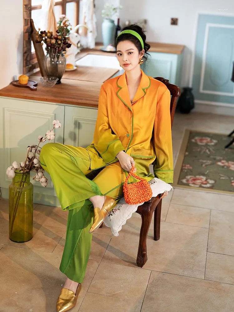 女性用スリープウェアオレンジグラディエントパジャマセット春と秋のハイエンドスキンに優しいアイスシルクシルクホーム服