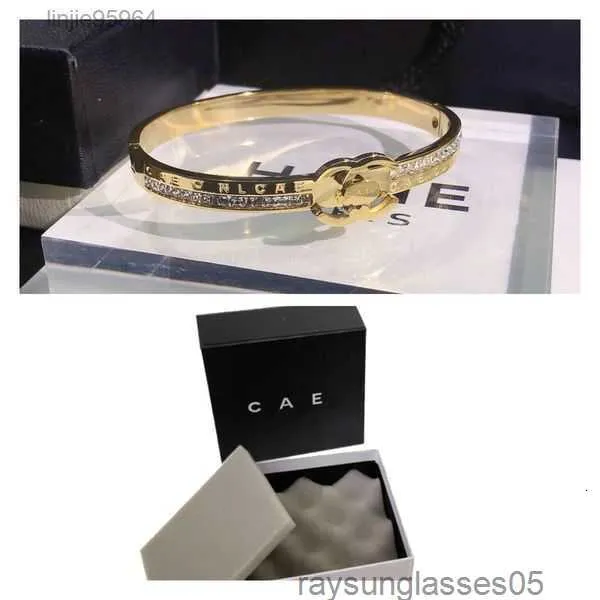18K Gold Bangle 925 Srebrna projektant bransoletki dziewczyna miłosna marka biżuteria pudełko pudełko modne akcesoria rodzinne 33