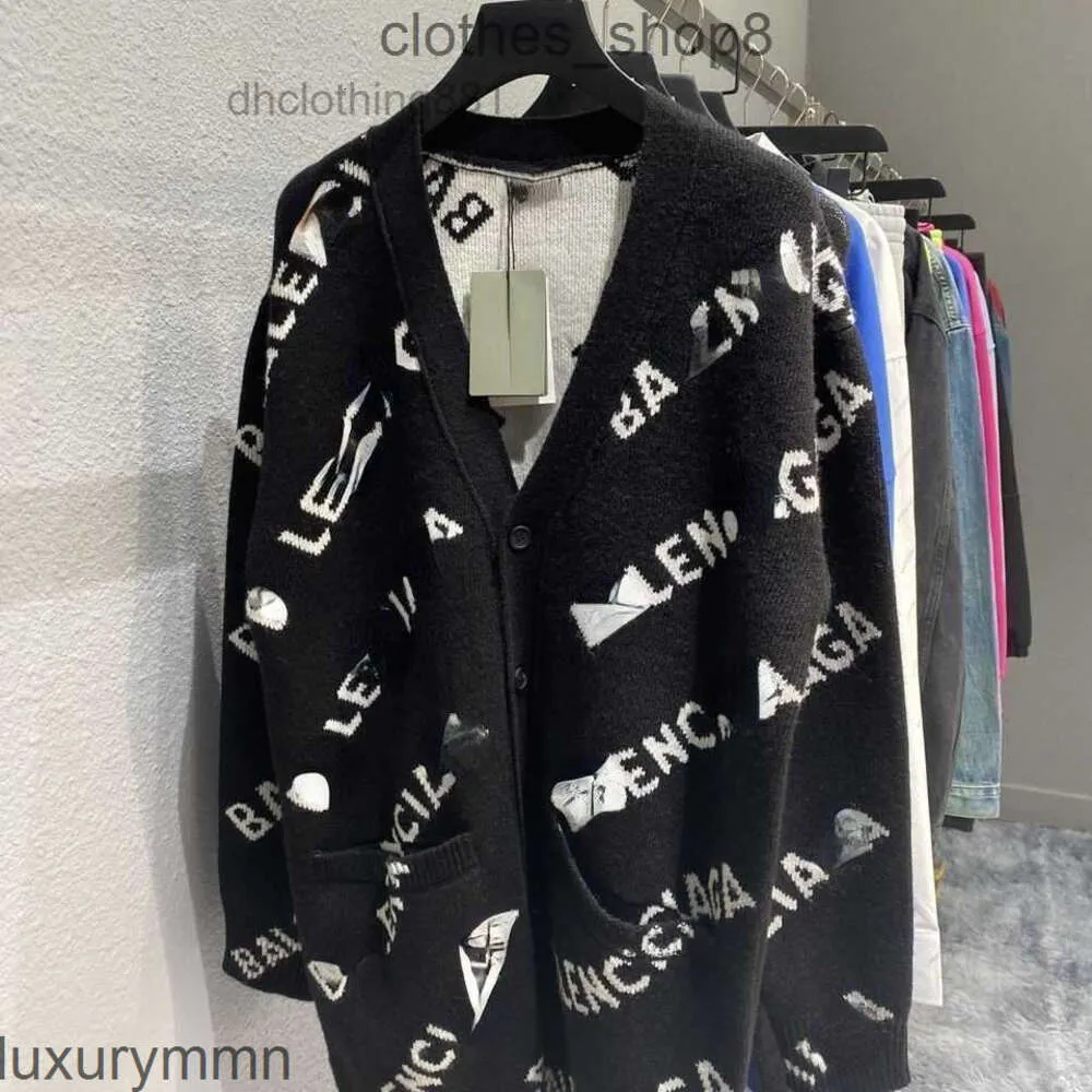 balencigs Felpe con cappuccio firmate Maglioni da uomo Maglione Versione alta mousse elastica per famiglie lettera obliqua versione allentata Cardigan con scollo a V maglione lavorato a maglia XFUX DPSK