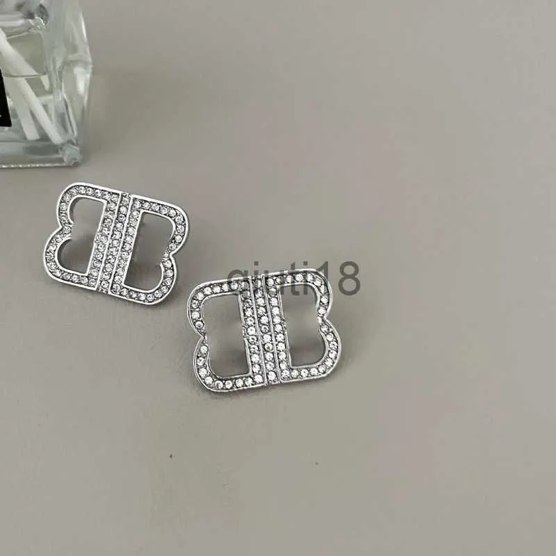 Stud Luxurys Brand Stud Earrings Womens Designer Gold Silver Diamond Earring Jewelry Ladies Fashion Letter B Hoop Dangle Earings Rings 2302171BF x0911