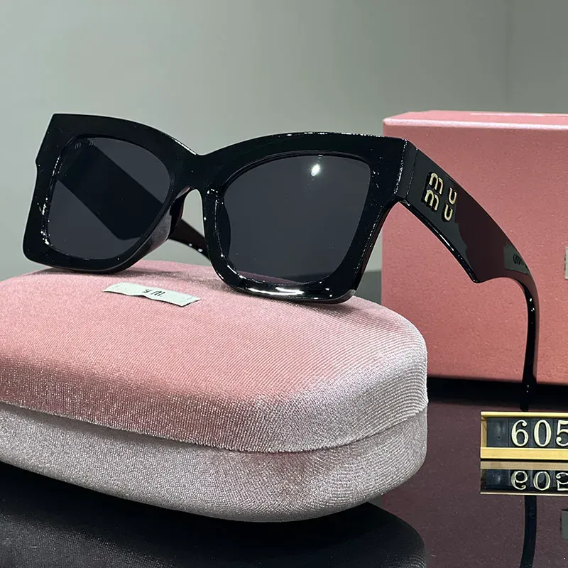 Designer sunglasses Neutral Luxury Cat Eye Glasses Personalized Frames Oversized Polarized Driving Beach Polarized Sunglasses with Sunglass Case