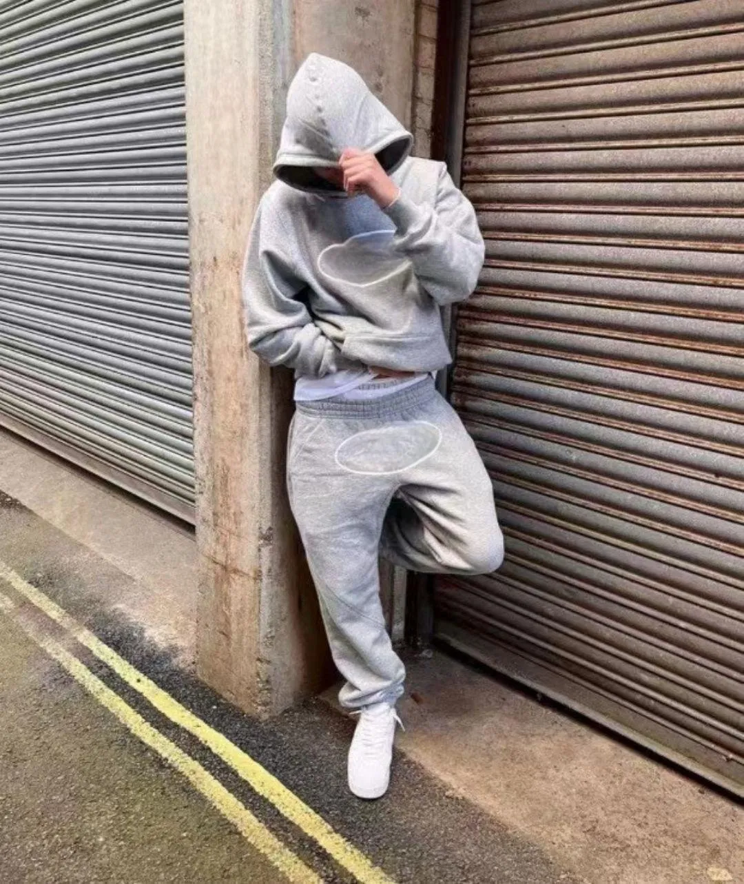 DHgate.com:Corteiz Mens 5 Star Sweatsuit, Gray Fashion DHgate.com:Corteiz Mens 5 Star Sweatsuit, Gray Fashion