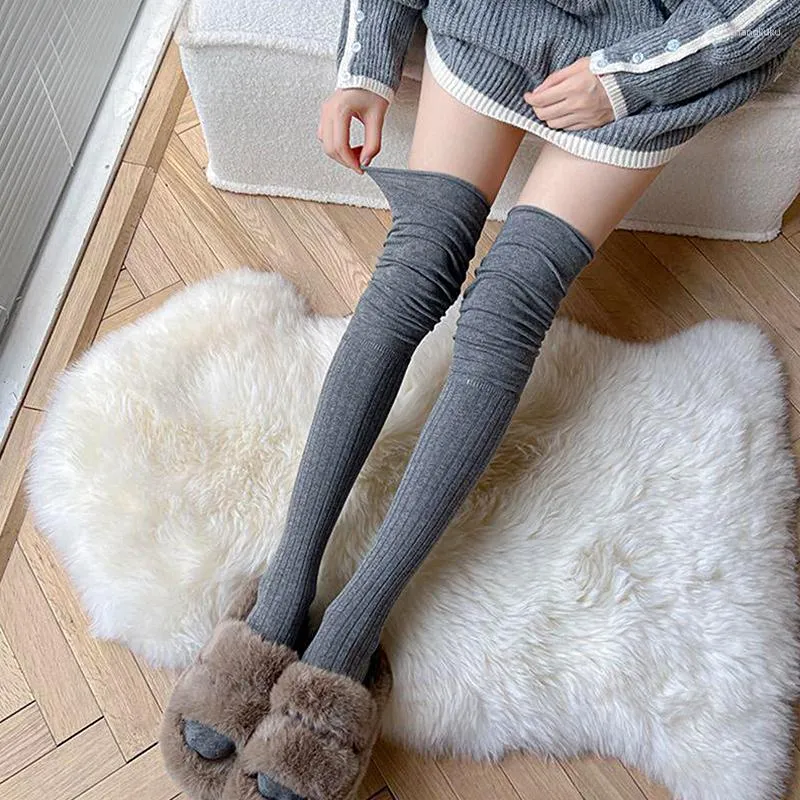 Splicing white pantyhose stocking