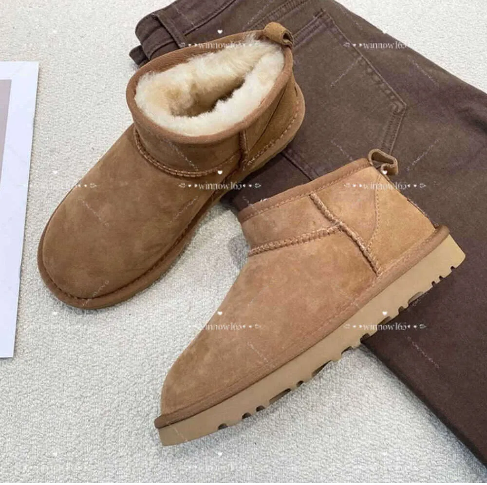 2022 Winter Boots Fur platform Ladies Snow Real Sheepskin Wool Low-cut Warm Shoes Man and Women Short Super Mini mens womens low uggly Motion design 67ess1 u99