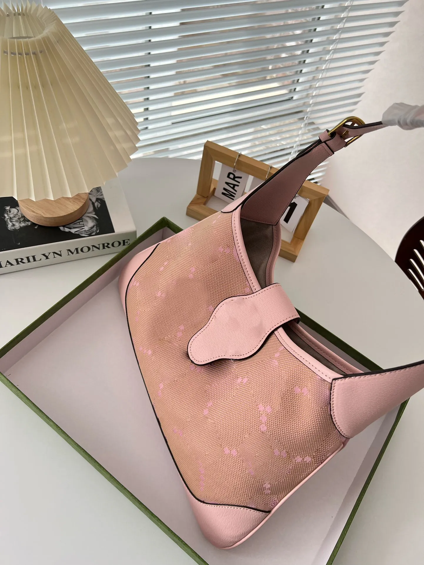 Designer Hobos Tasche Klappe Luxus Handtasche weibliche Pochette Handtasche Halbmond Tote lässige Clutch einzigartiges Valentinstagsgeschenk
