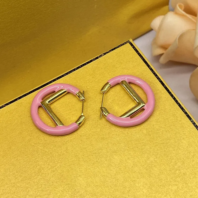 Pendientes rosados Classis Ear Stud para mujer Diseñador de lujo Joyería Pendientes de oro Pendientes Diseñadores Accesorios Pendiente de boda Regalo de fiesta M
