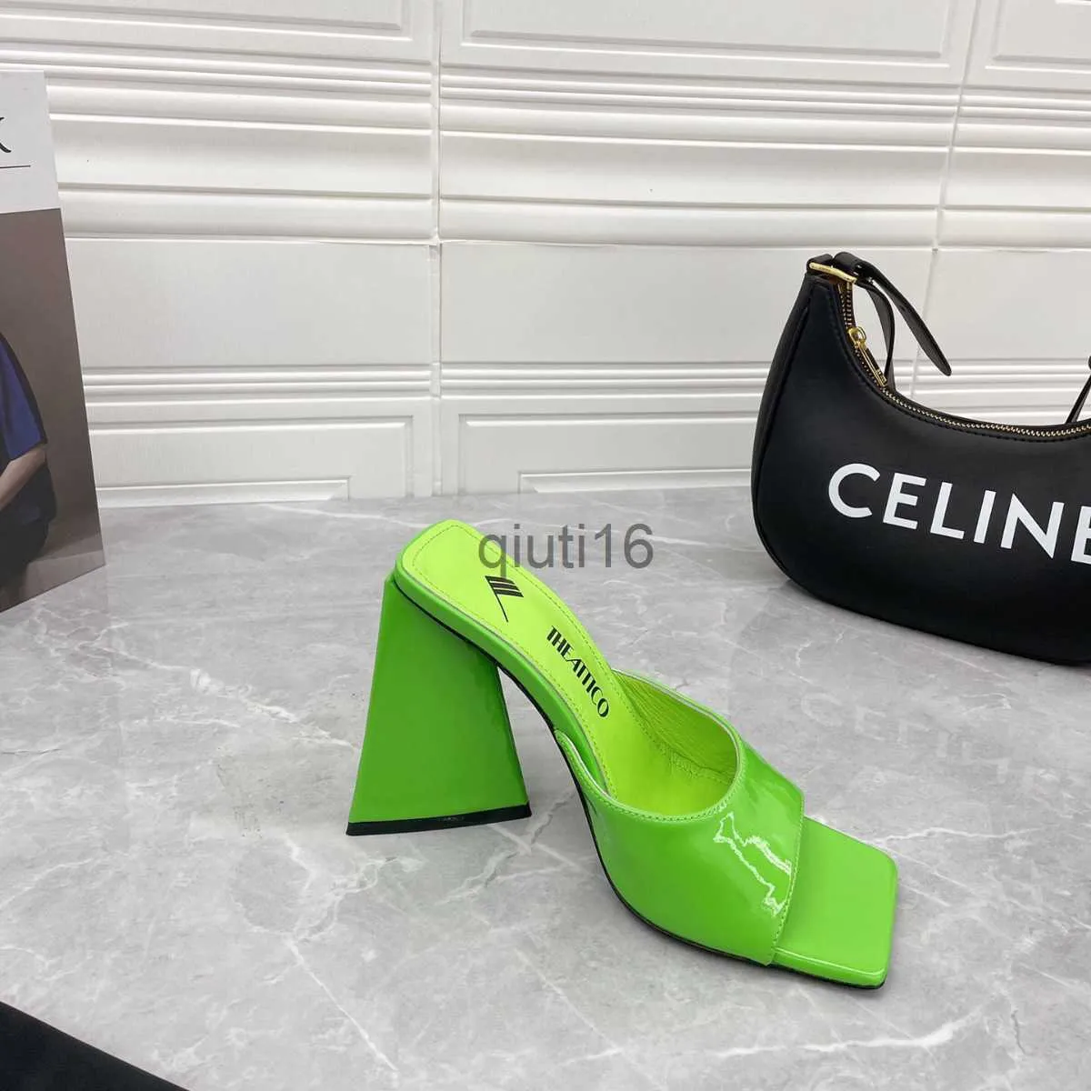 Chaussures habillées The Attico Green Devon Sandales à talons Pantoufles en cuir verni mules épaisses chaussures à talons hauts glissent sur des diapositives à bouts ouverts chaussures femmes designers de luxe usine f