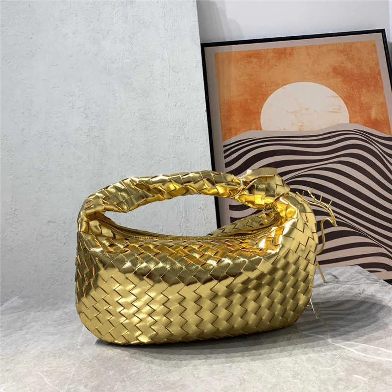 トートバッグ Bottega Veneta Sapele Gold Lamb Skin Small Jodie Handbag The Small Jodie, Almond-gold | The Webster