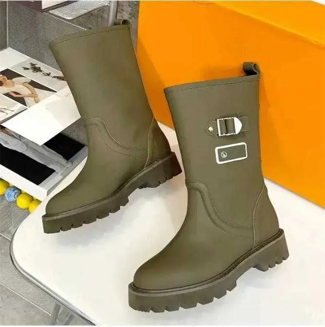 Designer de luxe couleur pure Martens bottes femmes 100% cuir extérieur fête lettre imprimée bottine dame sexy mode confort chaussures antidérapantes