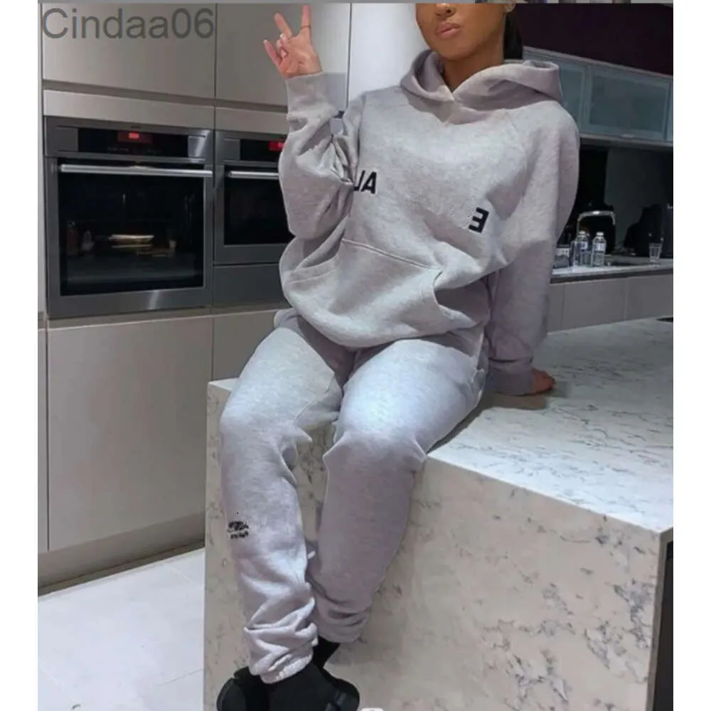 Tracksuit Women 2023 Autumn Winter Designer Fashion Märke Tvådelat brev tryckt unisex fleece hoodie och svettbyxor 2 st.