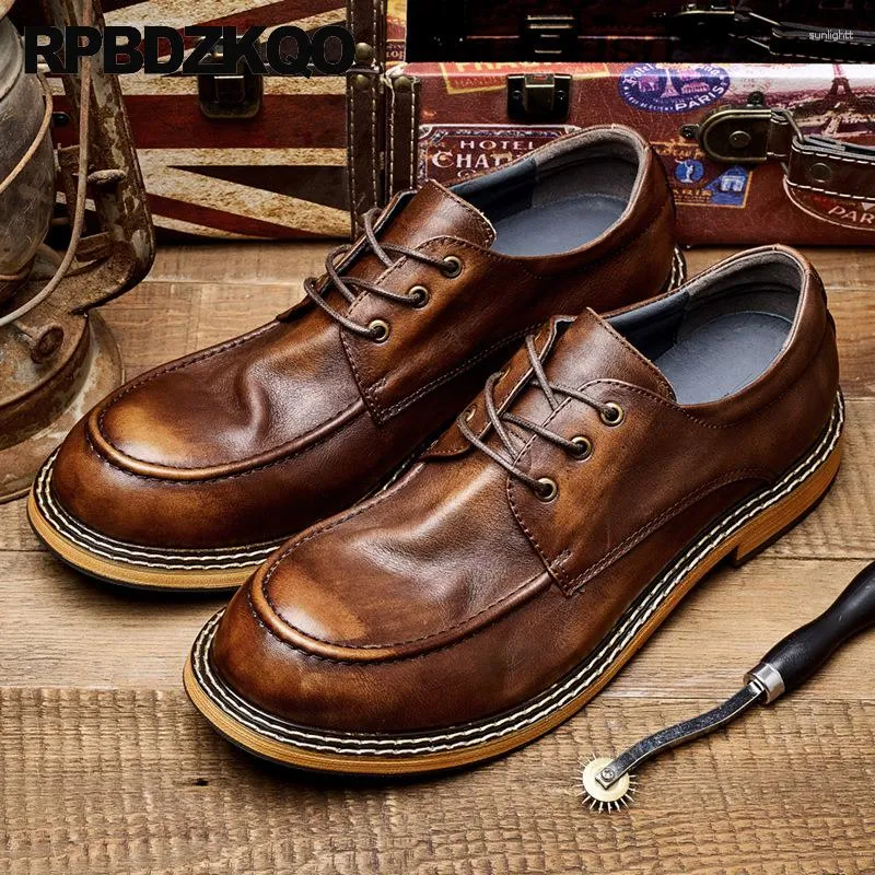 Scarpe eleganti Oxford di grandi dimensioni Marrone Derby britannico Uomo Stringate Punta tonda Goodyear Welted 45 Scarpe basse in pelle pieno fiore fatte a mano