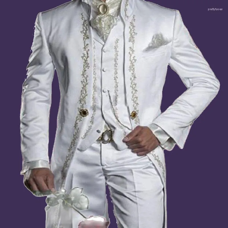 Herrenanzüge Maßgeschneidert Neueste Luxus Stickerei Weiß Männer Anzug Revers Bräutigam Smoking Retro Hochzeitskleid Prom Mann Mantel 2 Stück