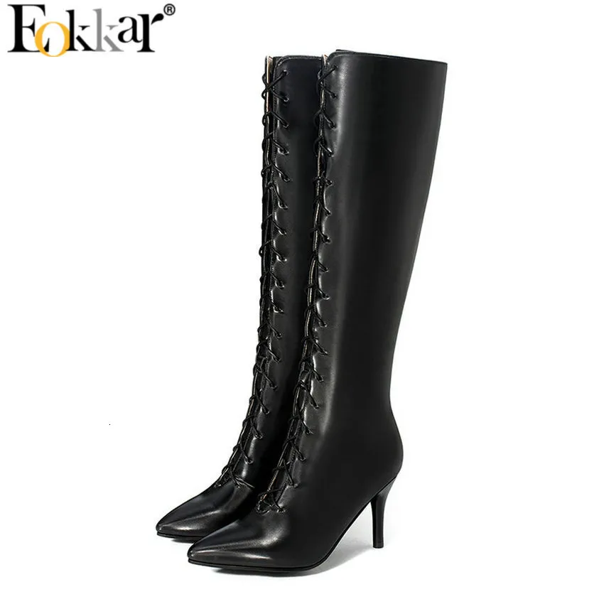 Bottes Eokkar 2024 Femmes Genou Haute Satin Bout Pointu Talon Mince À Lacets Fermeture À Glissière Noir Hiver Dames Grande Taille 43 Chaussures 230911