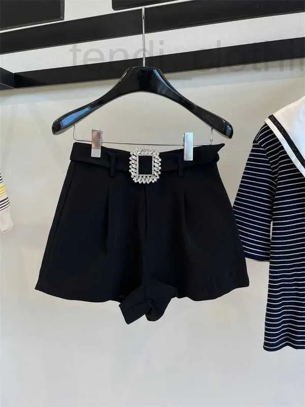 Women's Pants & Capris designer 23 Summer New Miu Qianjin Miss Sparkling Rhinestone Buckle Belt Decoration High Waist Straight Barrel Shorts 4DWK