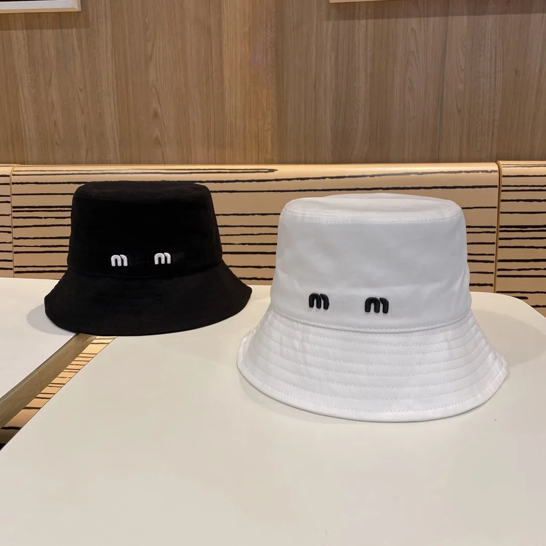 M Chapeau de pêcheur senior blanc noir lettres brodées 3D pour hommes et femmes chapeau de seau créateur de mode Hip Hop