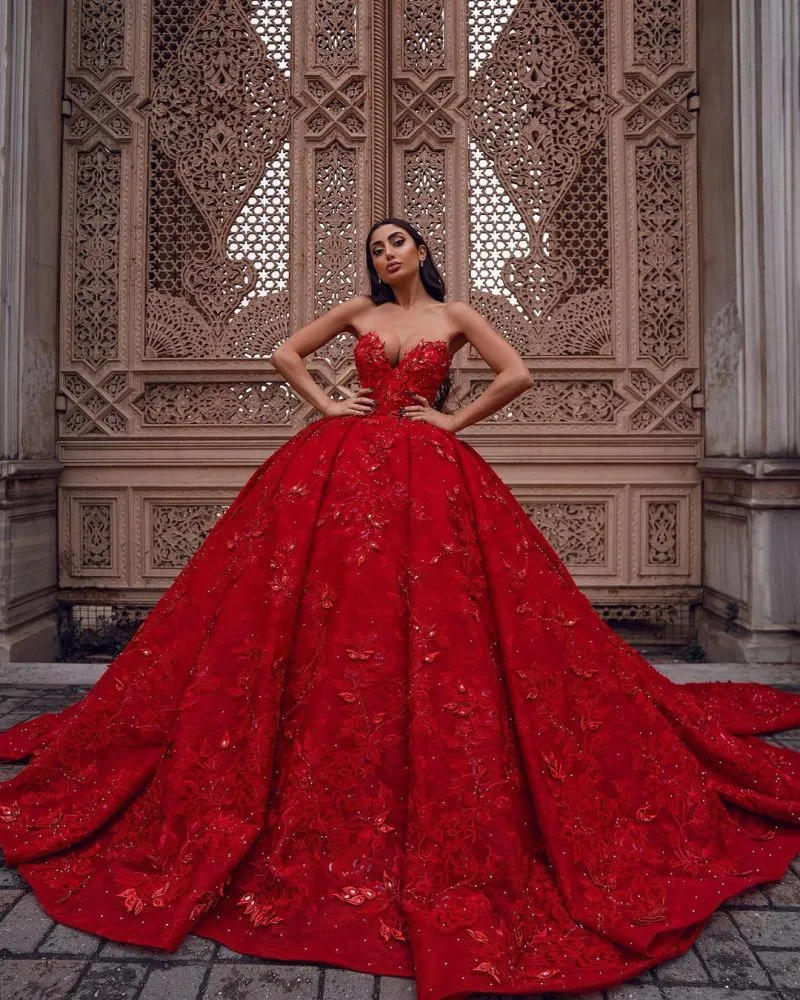 Arabic Red Puffy Prom Gowns Lace Long Evening Dresses V Neck Tulle Applique Illusion Floor Formal Party Dress Robe de Soiree