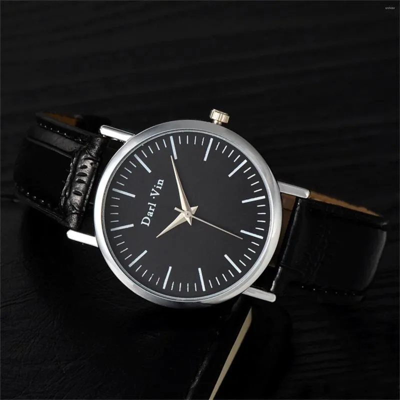 Wristwatches Casual Men Style Watches 2023 Leisure Fashion Simple Trend Dial Roman Scale Quartz Clock Montre Homme
