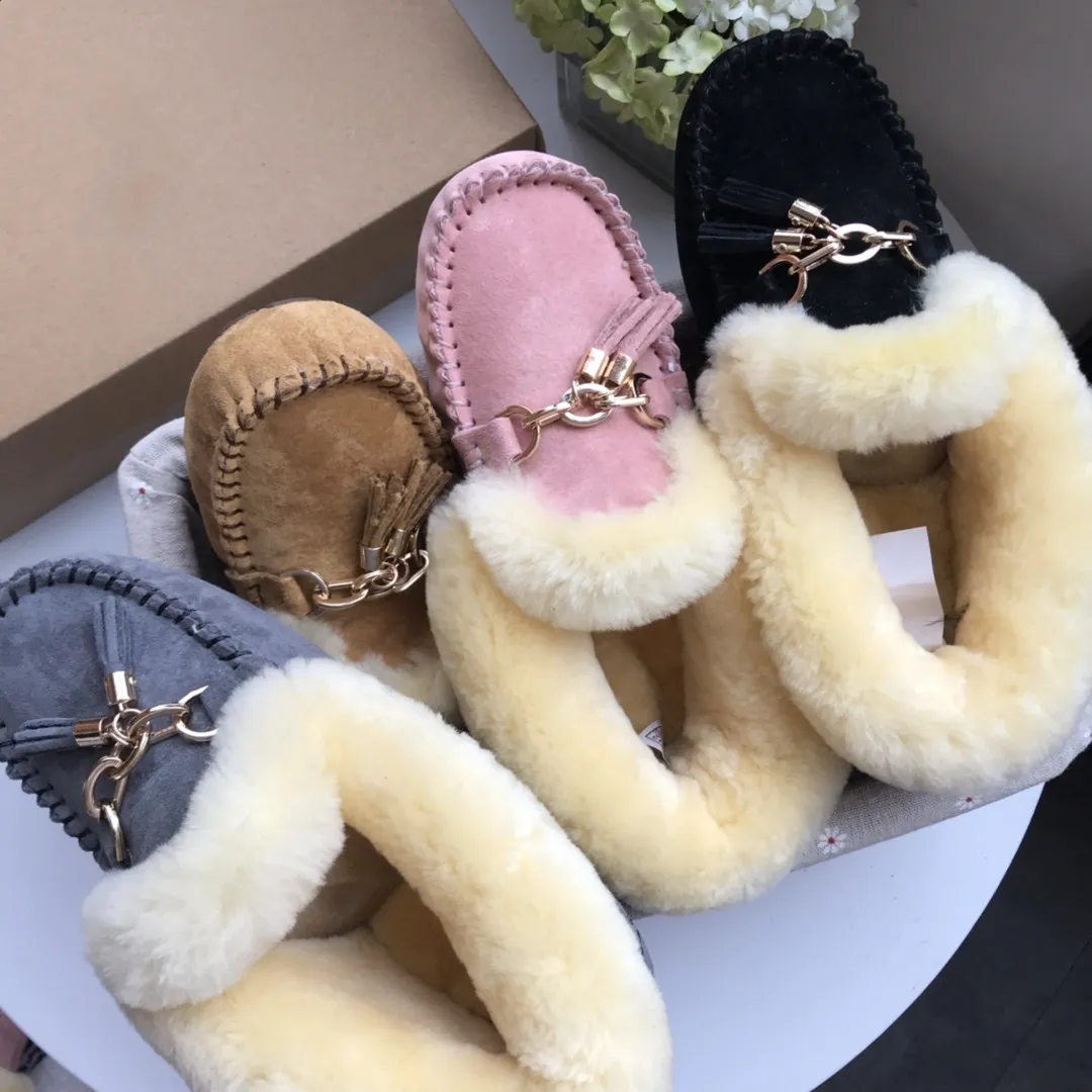 2023 Bottes de créateurs Australie Glands Femmes Pantoufles d'hiver Classique WGG Pois Botte de neige en peluche cheville courte mini fourrure graine de moutarde femme uggslies tasman tazz bottillons