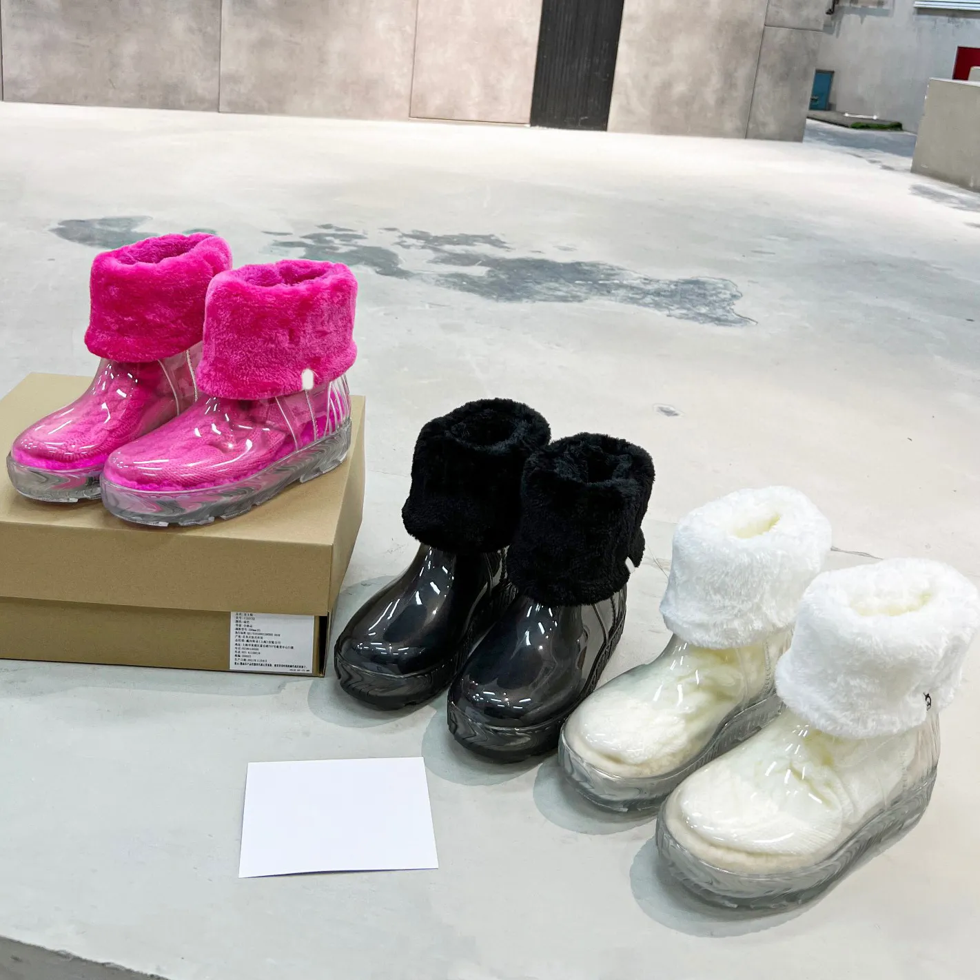 Designer Australia Stivali da neve Donna ultra mini Stivali da pioggia Gomma Stivali da pioggia invernali Piattaforma Caviglia trasparente Jelly ug Stivaletti Outdoor wgg Scarpe 35-40