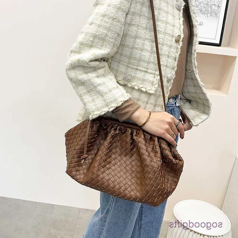 AYD BOTEGSS Bag Mini Jodie Vents Soft Leather Woven Net Red Cloud Bag Fan Yangqi Women's 2023 New Tide Dumpling Single Shoulder Messenger With Logo TTQTU90T