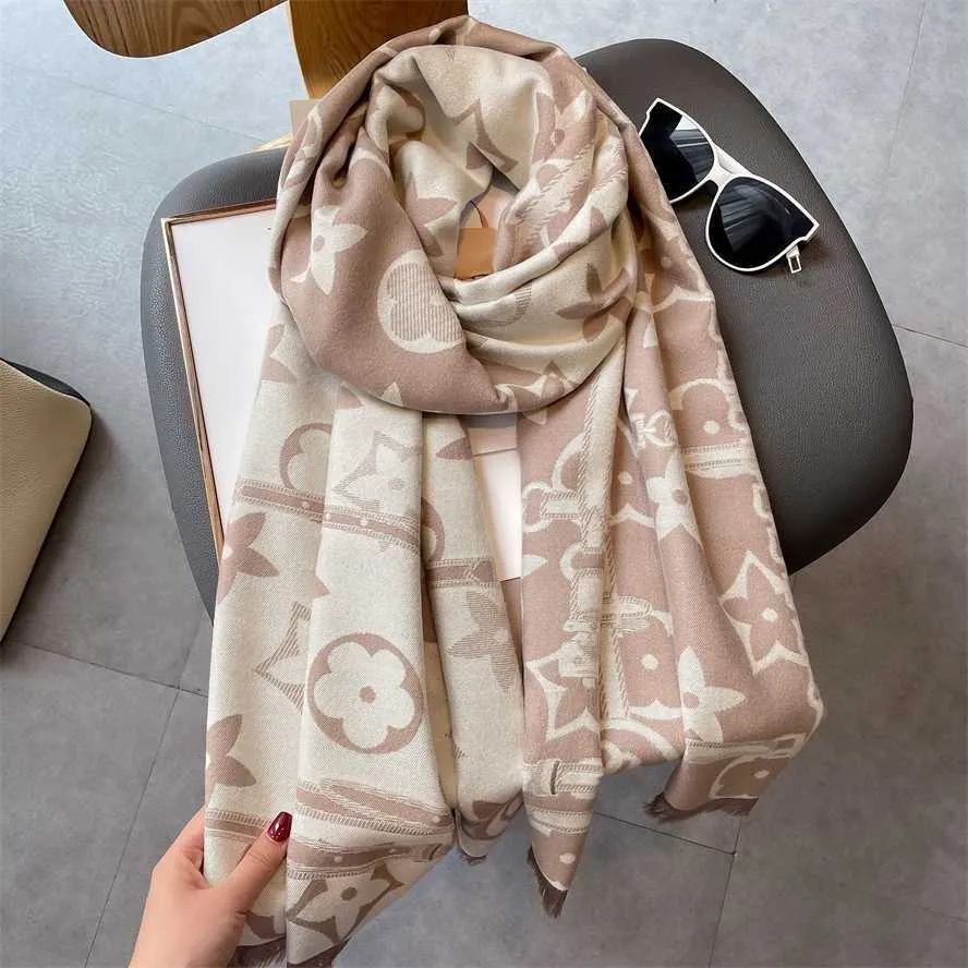 30% de réduction écharpe foulards en cachemire d'automne et d'hiver châles décoratifs pour femmes couvertures de bureau colliers diffusions en direct de plusieurs styles