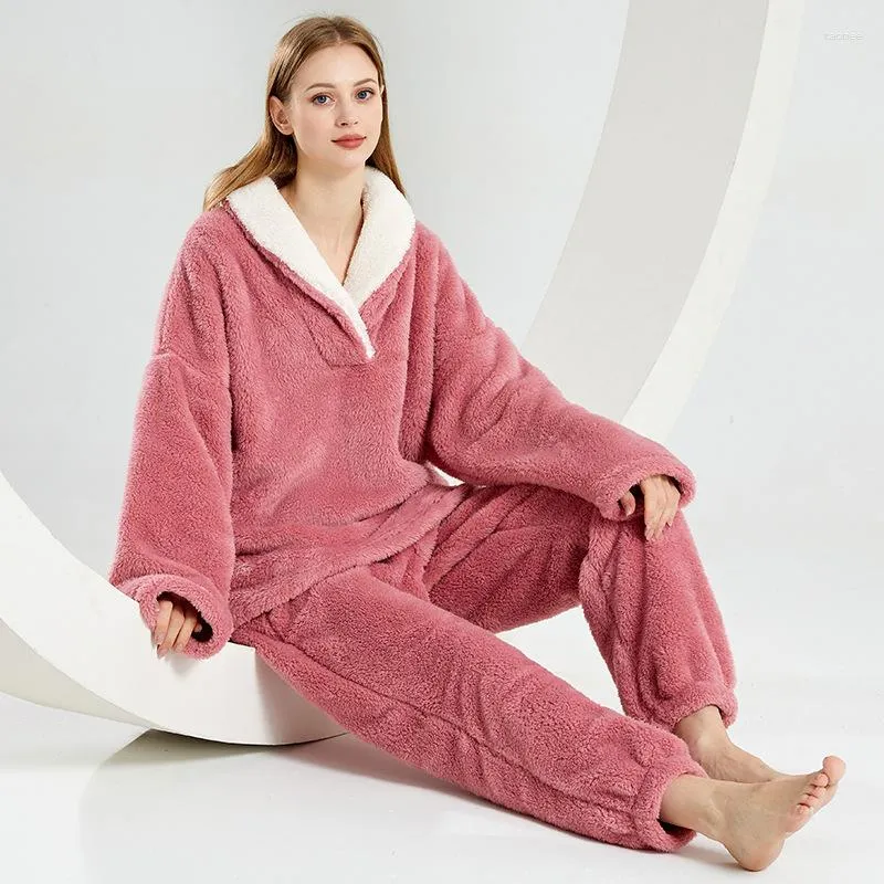 Indumenti da notte da donna Abiti casual larghi per la casa Pigiama di flanella invernale Set Pantaloni a maniche lunghe Indumenti da notte in due pezzi Caldo pile di corallo