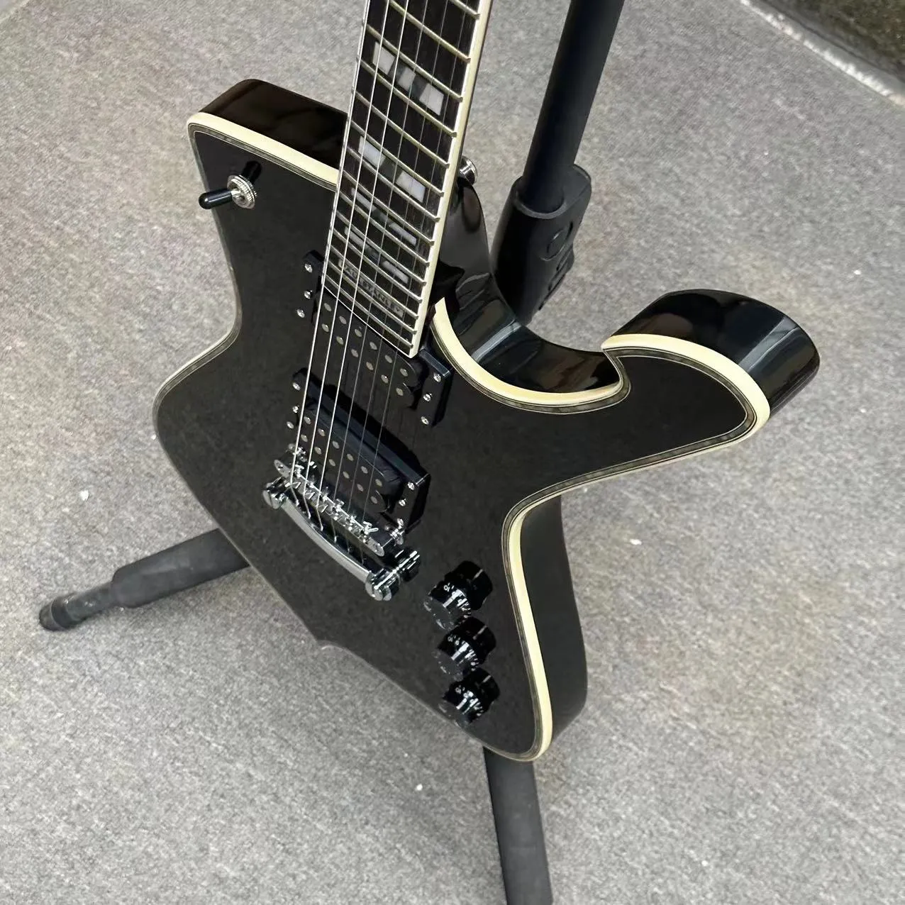 Ibanez IC400 Black