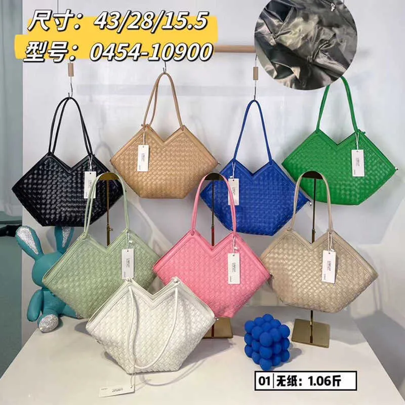 디자이너 Arco Botegss Ventss 여성 온라인 상점을위한 토트 가방 2023 New Rainbow Shouther Bag 여성 패션 간단하고 캐주얼 핸드 헬드 진짜 로고와 함께 귀여워