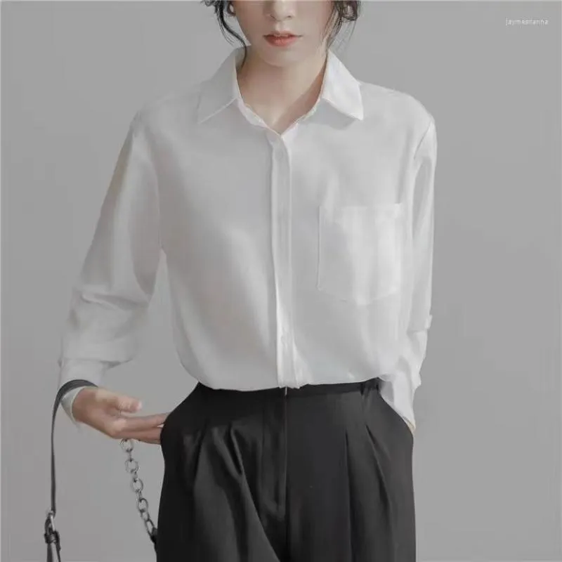 Kvinnors blusar Elegant svart chiffongblus Polo halsficka långärmad enkelbröstad topp mode solid lös casual skjorta