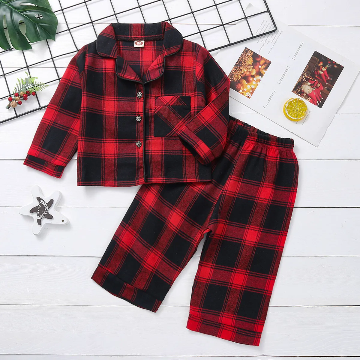 Completi di abbigliamento Ragazze Camicia e pantaloni a quadretti 2 pezzi Completi Set rosso di Natale per bambini Neonati in cotone Autunno Inverno Vestiti Tute 230912